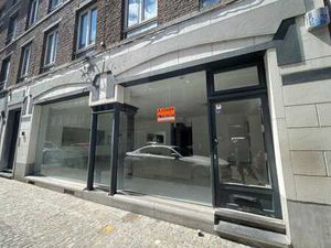 Belle surface commerciale d'environ 55 m² en centre ville