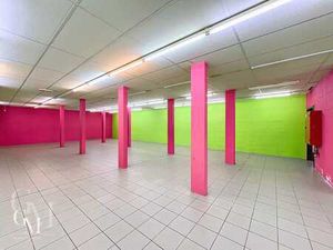 Rez commercial polyvalent accessibilité et potentiel excepti