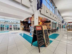 Cora Hornu - Taverne à remettre  belle opportunité à saisir!