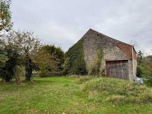 Spacieuse grange de +/- 150 m² au sol