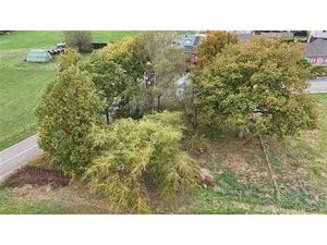 Beau terrain de 9 ares 09 bien situé