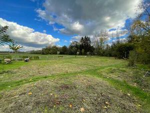 Terrain rare avec projet approuvé dans cadre unique