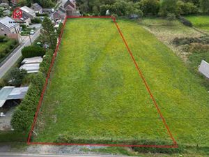 Magnifique terrain à bâtir au calme de 35A et 29 m de façade