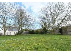 Vente terrain 799 m² à Brissac-Quincé (49320)  73 000 €