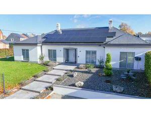 Villa 5 ch avec espace professionnel à Waremme !