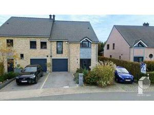 Maison BATICO 4 chambres avec garage  jardin et terrasse