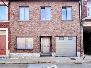 *OPTION*Maison XXL avec piscine située à proximité de toutes