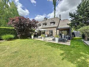 Maison de caractère dans un clos privé