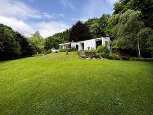 Propriété avec chalet  jardin  terrasse et garage à Stavelot