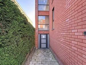 APPARTEMENT + STATIONNEMENT