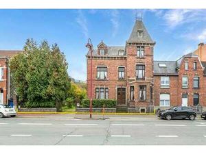 Très spacieuse maison de Maître - jardin - garage