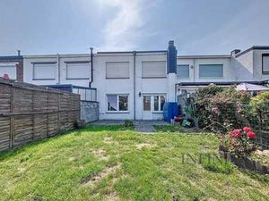 MAISON BEL ETAGE - 2CH -GARAGE - JARDIN - IDEALEMENT SITUEE