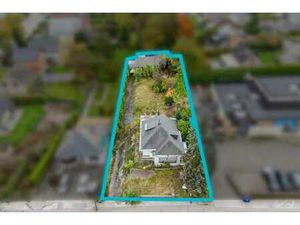 Maison avec permis pour commerce et 3 logements sur 1.265m²