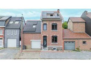 Spacieuse maison 5 chambres à Noville-Fexhe-le-Haut-Clocher