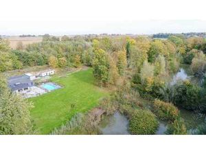 Villa 3ch dans une propriété exceptionnelle de 6 48 hectares