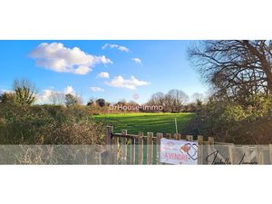 Vente terrain 3330 m² à Jard-sur-Mer (85520)  75 300 €