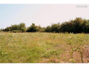 Terrain 600 m² Soussans