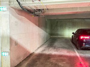 Place de parking 13 m²