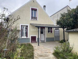 Maison de 82 m² à Villeneuve-La-Guyard