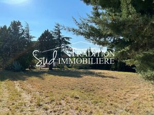 TERRAIN CONSTRUCTIBLE A FONTVIEILLE