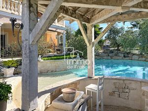 Villa Revonnas 11 pièce(s) 365 m2