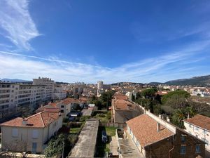 2 PIECES 54M2 TERRASSE PARKING