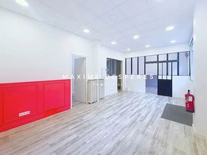 Vente locaux professionnels 3 pièces 53.36 m² à Courbevoie (92400)  296 000 €