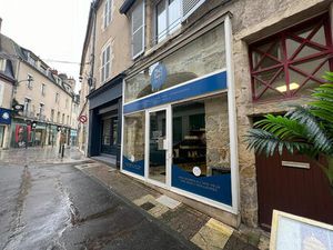 Local commercial Nevers 69 m2