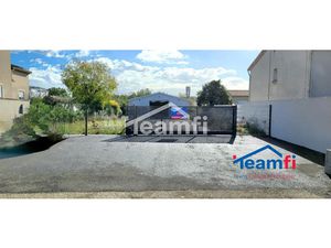 Vente locaux professionnels 592 m² à Salindres (30340)  520 000 €