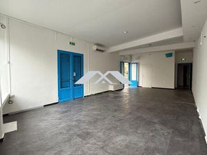 Local 67 m² Sainte Clotilde