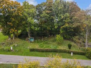 Agréable terrain situé dans un environnement calme