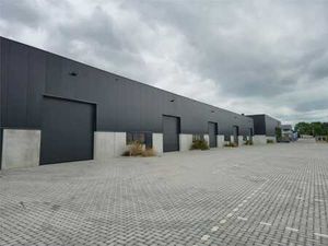 unité PME casco 320m²