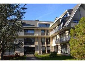 2 chambres  2 terrasses   cave et garage