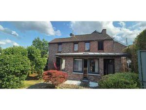 Maison de caractère 2 chambres 3 façades avec jardin