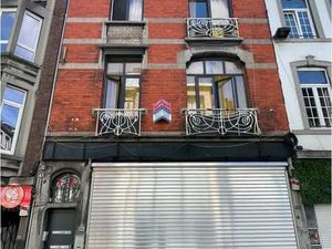 Rez-de-chaussée commercial à louer