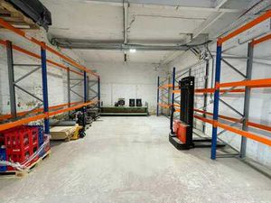 Entrepôt 100m² à louer LIMBOURG (4830)