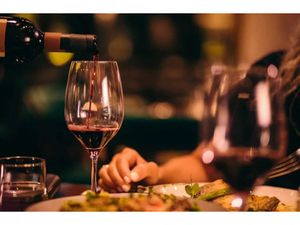 Vente locaux professionnels 90 m² à Chinon (37500)  265 000 €