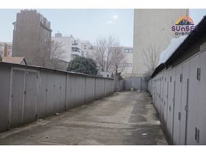 Vente parking 296 m² à Aubervilliers (93300)  1 499 000 €