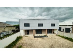 Vente locaux professionnels 4 pièces 326 m² à Meaux (77100)  870 400 €