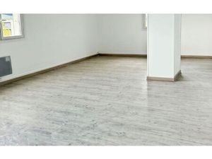 Location appartement  m² T-2 à Pont-Saint-Esprit  600 €