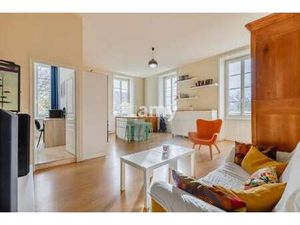 Vente Appartement 4 pièces à La Roche-Sur-Yon Centre Ville (85000) : à vendre 4 pièces / 7