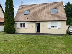 Maison familiale d'environ 104 m2 sol sur 1 260 m2 de terra