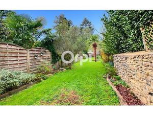 Maison Oloron-Sainte-Marie m² T-5 à vendre  166 000 €