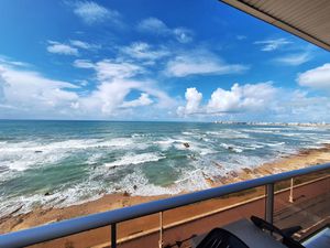 SUR LE REMBLAI - APPT STUDIO T1 BIS