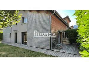 Doussard Compromis idéal entre maison et appartement T5 en duplex avec jardin  garage