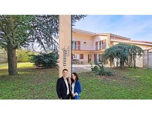 Maison - 5 Chambres - Espace jeux-bureau - Cave - Grande pièce de stockage - Garage - Buan