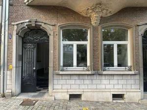 appartement totalement renove au rez de chaussee