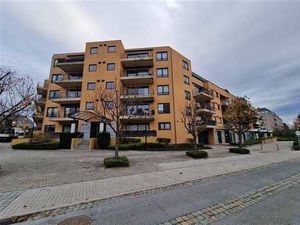 Commerce/bureau avec place de parking intérieur