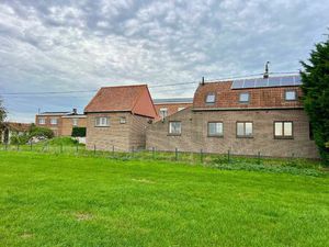 Te renoveren dijkwoning met fenomenaal zicht te Watervliet