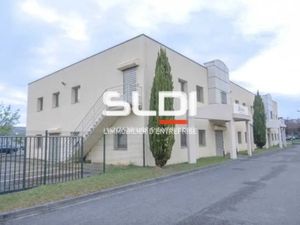 A VENDRE OU A LOUER  PARKSHARE